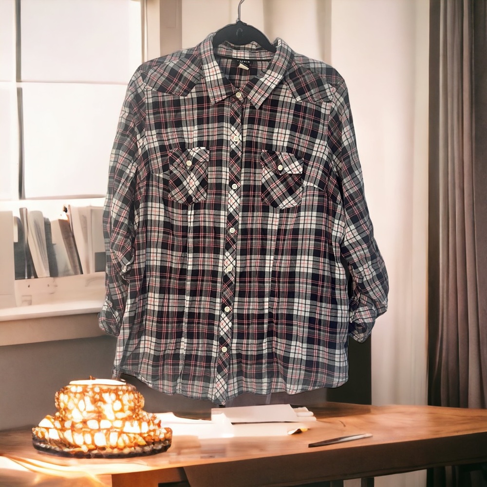 Plaid Button-Down Shirt - Black and Red